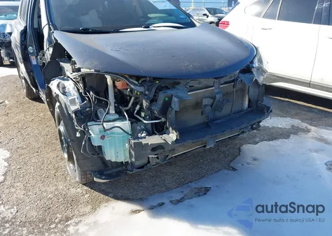 2018 Toyota Rav4 Xle from USA, damaged, VIN JTMWFREV2JJ746351